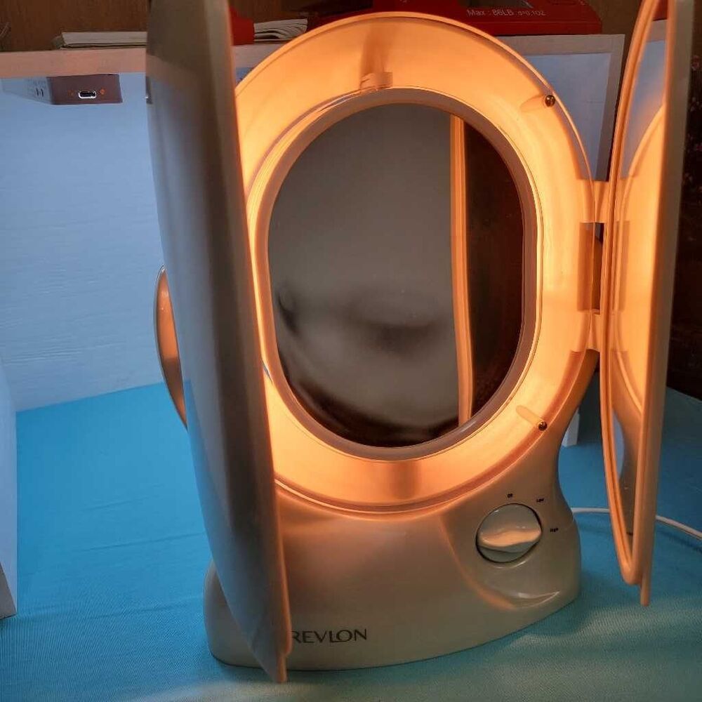 Revlon Lighted Makeup Mirror 14" x 10" Vanity Beauty Cosmetic Lighted